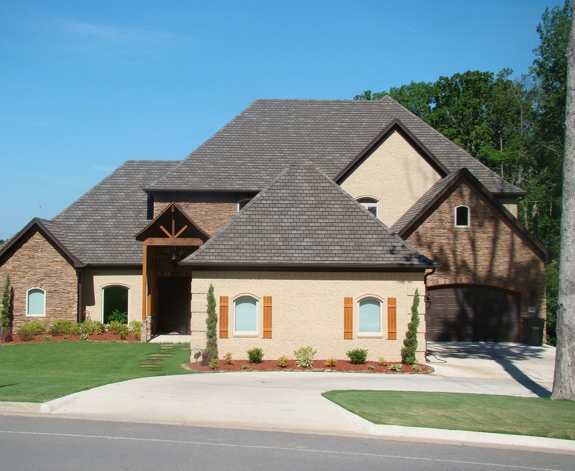 Custom home exterior architecture